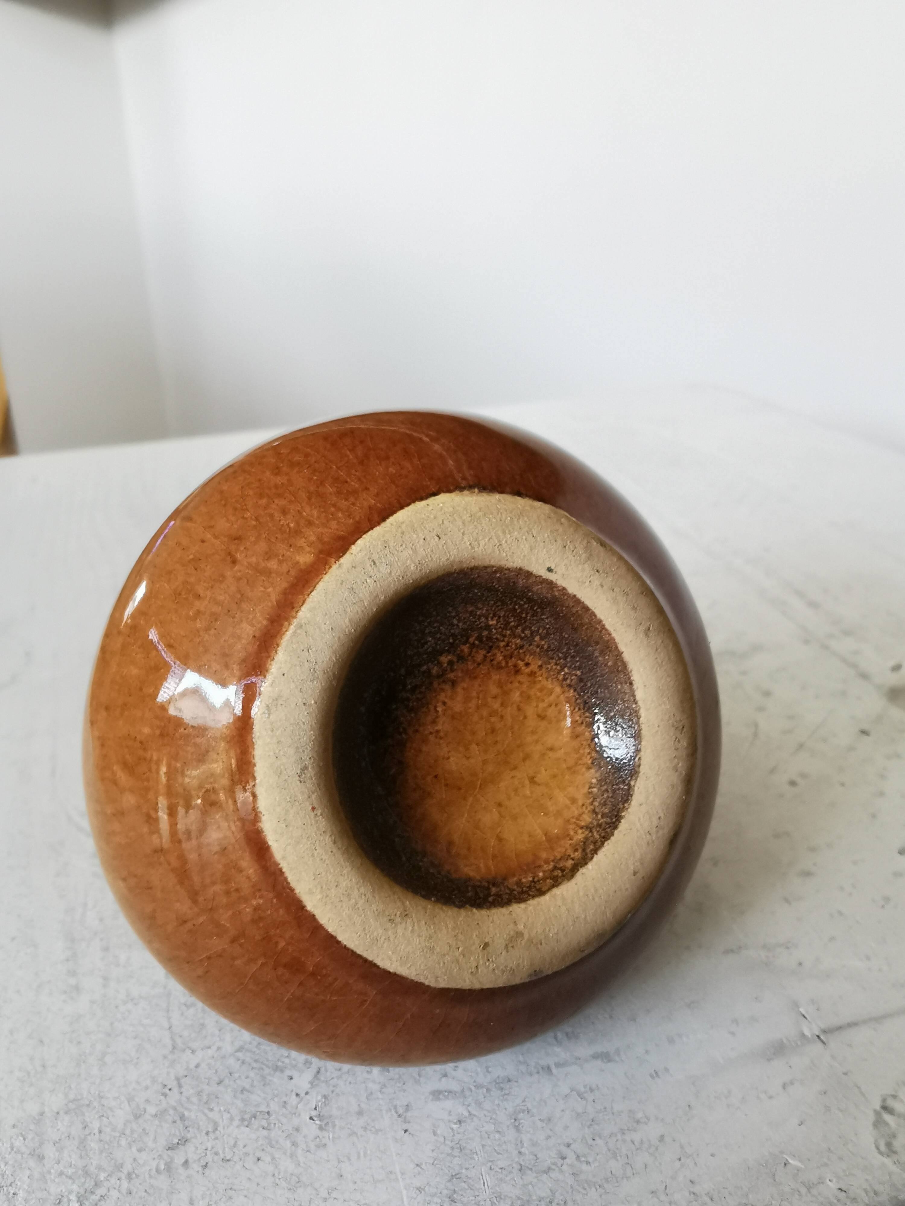 Vase vintage en céramique brune : décoration bohème yougoslave des années 1970