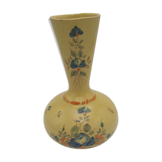 Earthenware vase