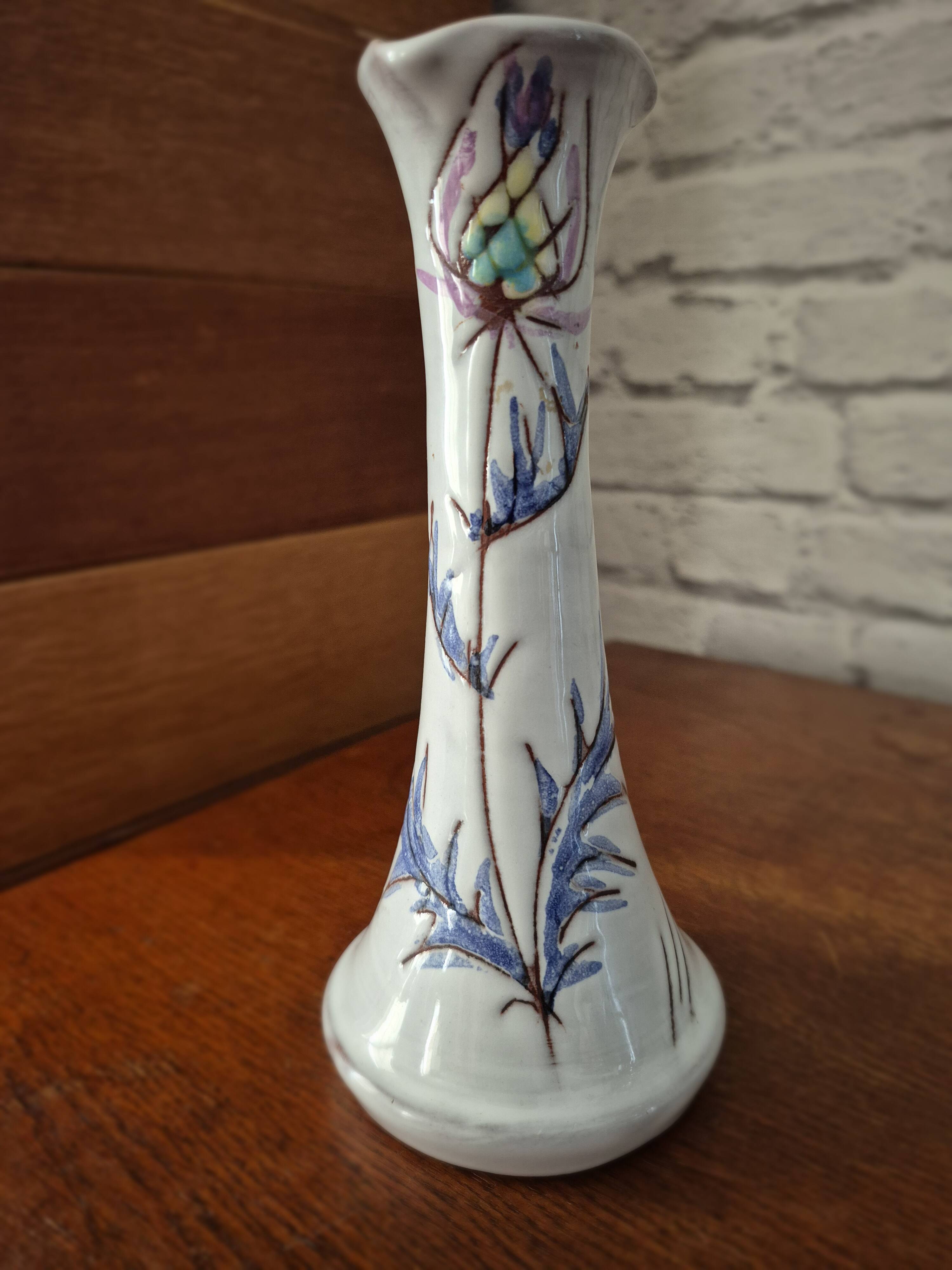 Vintage 60s thistle vase