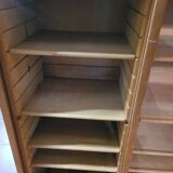 Double binder with curtains