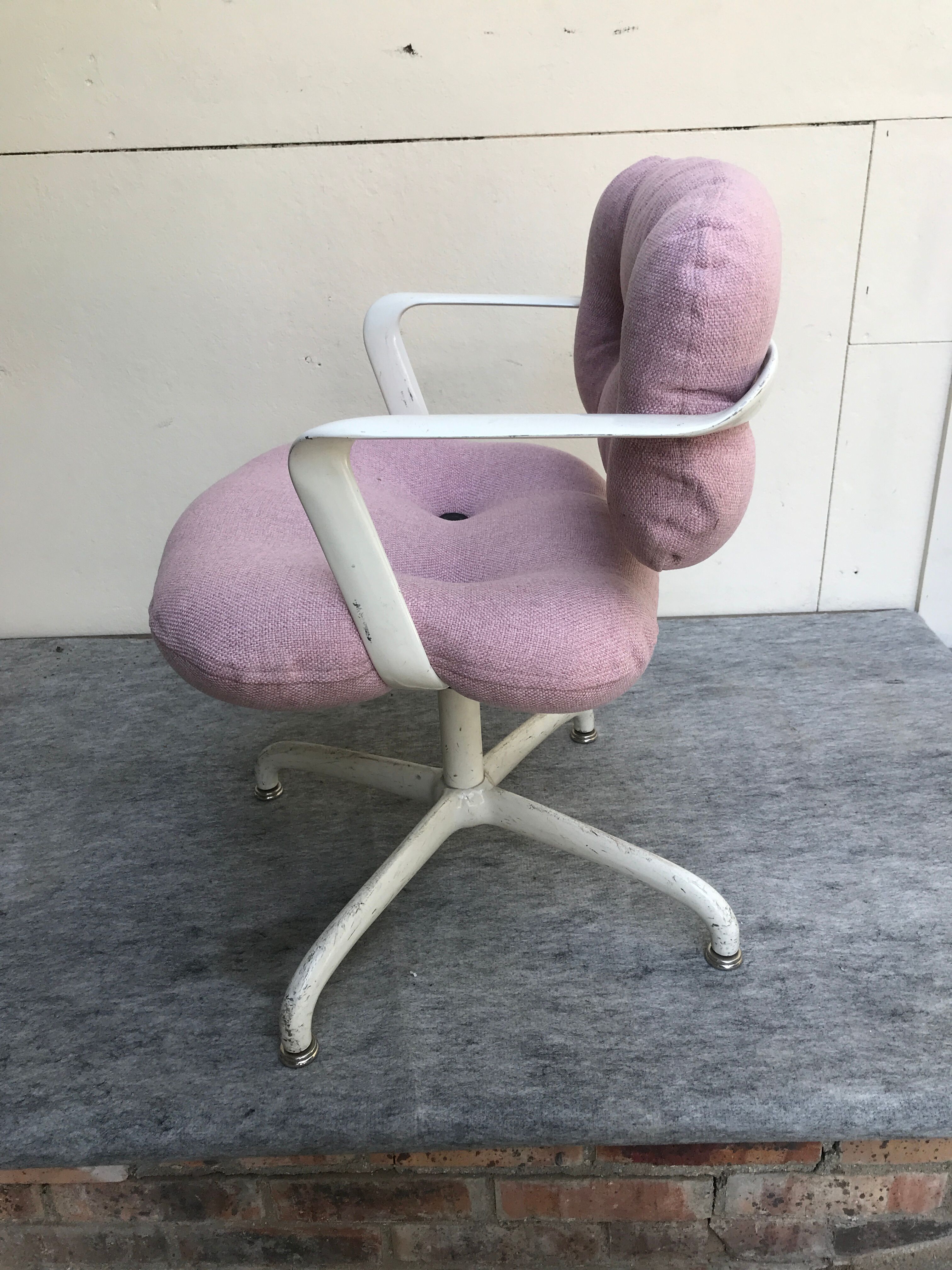 Pair of conference chairs by Bruce Hanna and Andrew Morrison for International Knoll