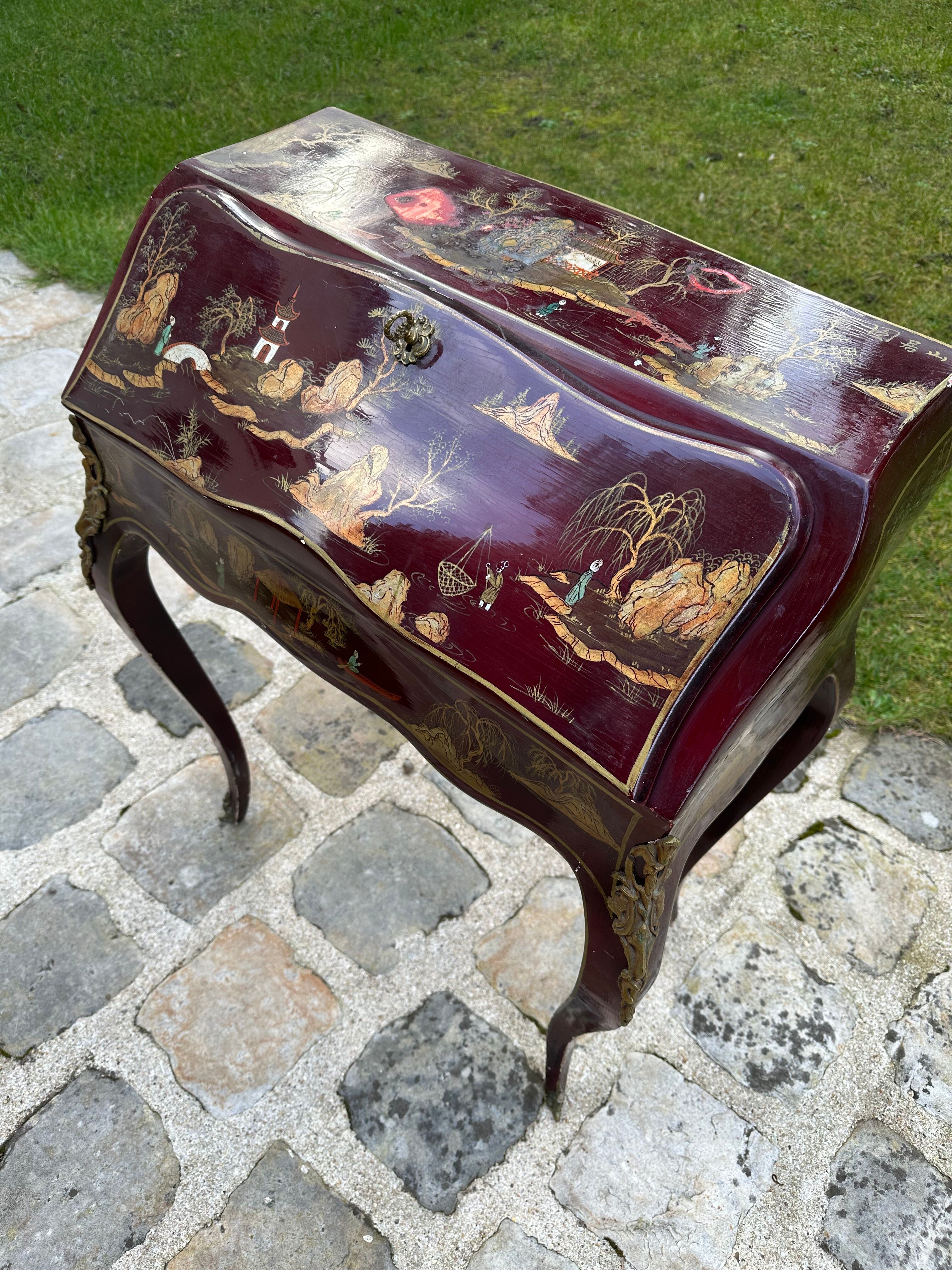Slope desk - Louis XV style - Chinese lacquer