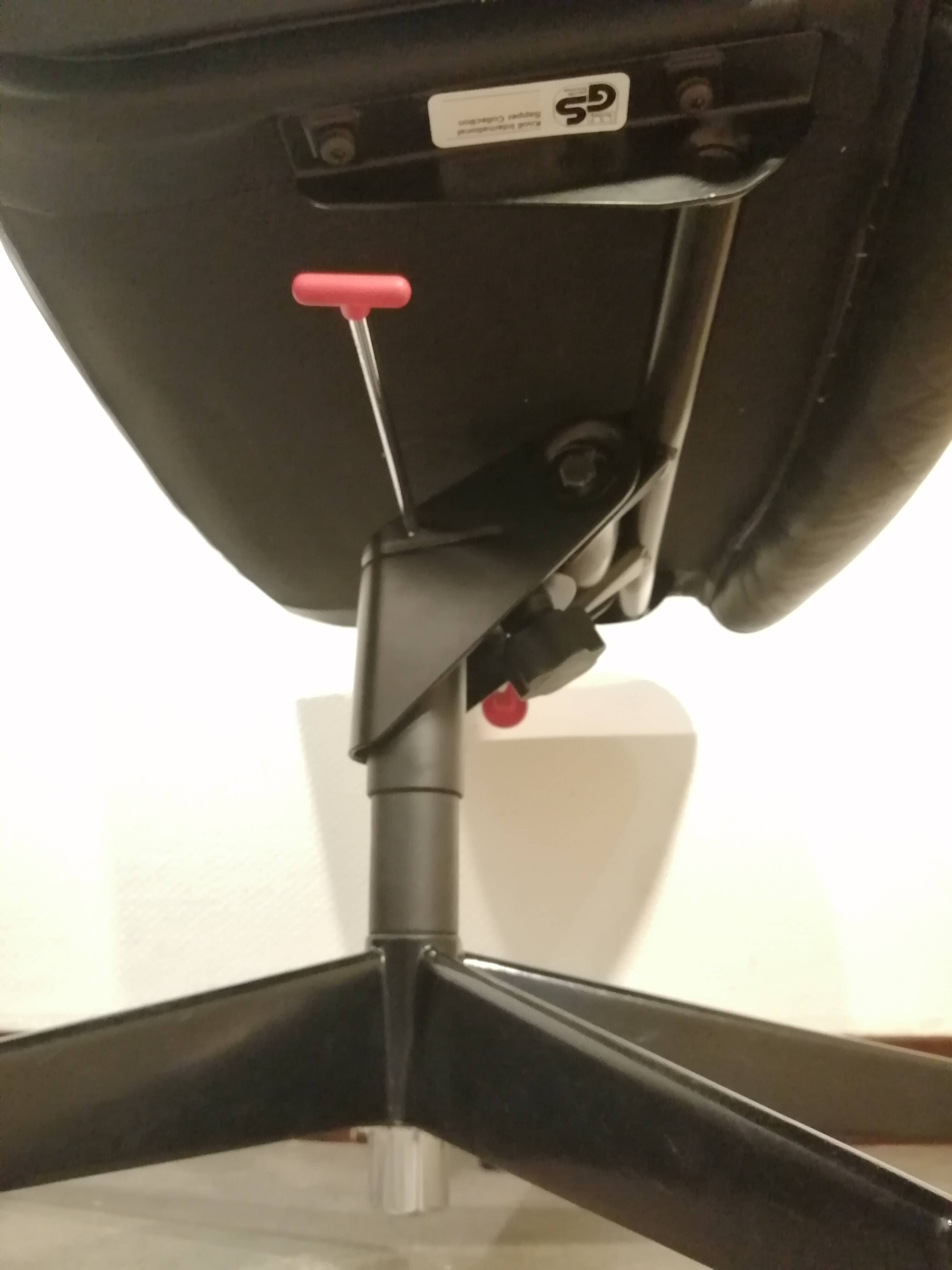 Vintage black leather office chair by Richard Sapper for Knoll 1979