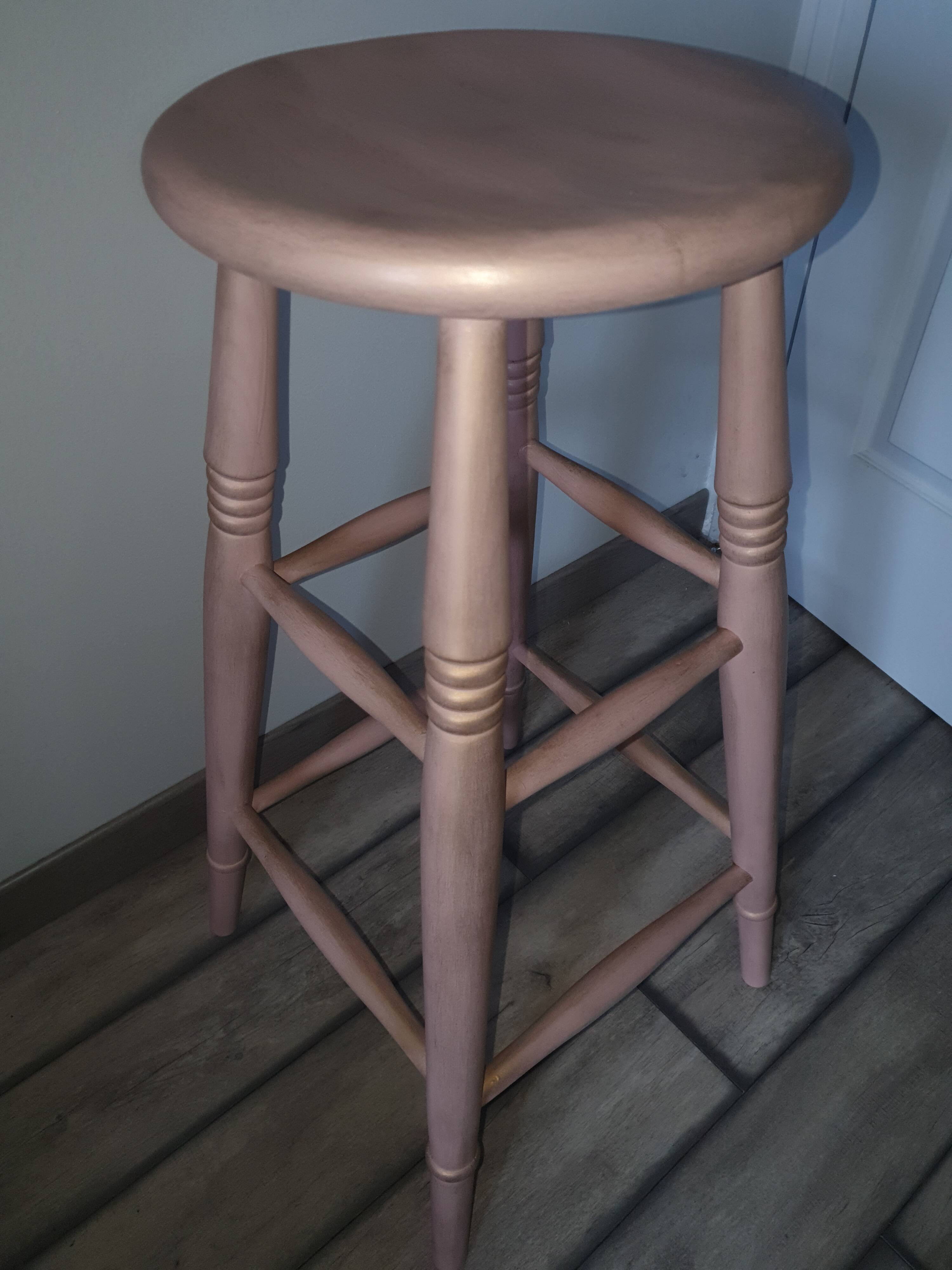 Tabouret de bar rénové