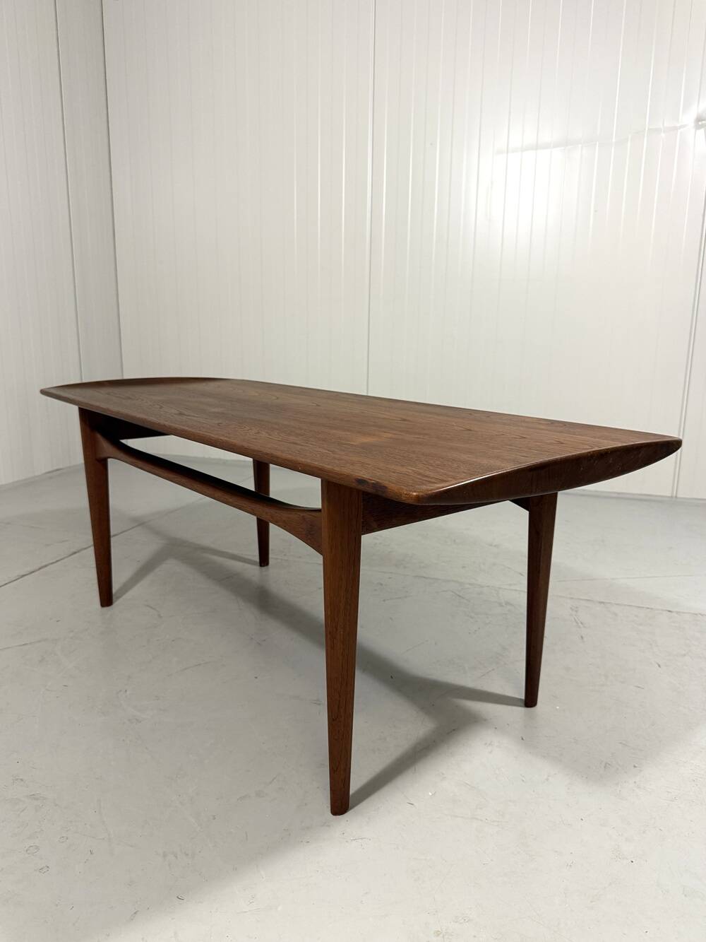 France & Daverkosen FD503 teak coffee table by T. & E. Kindt Larsen