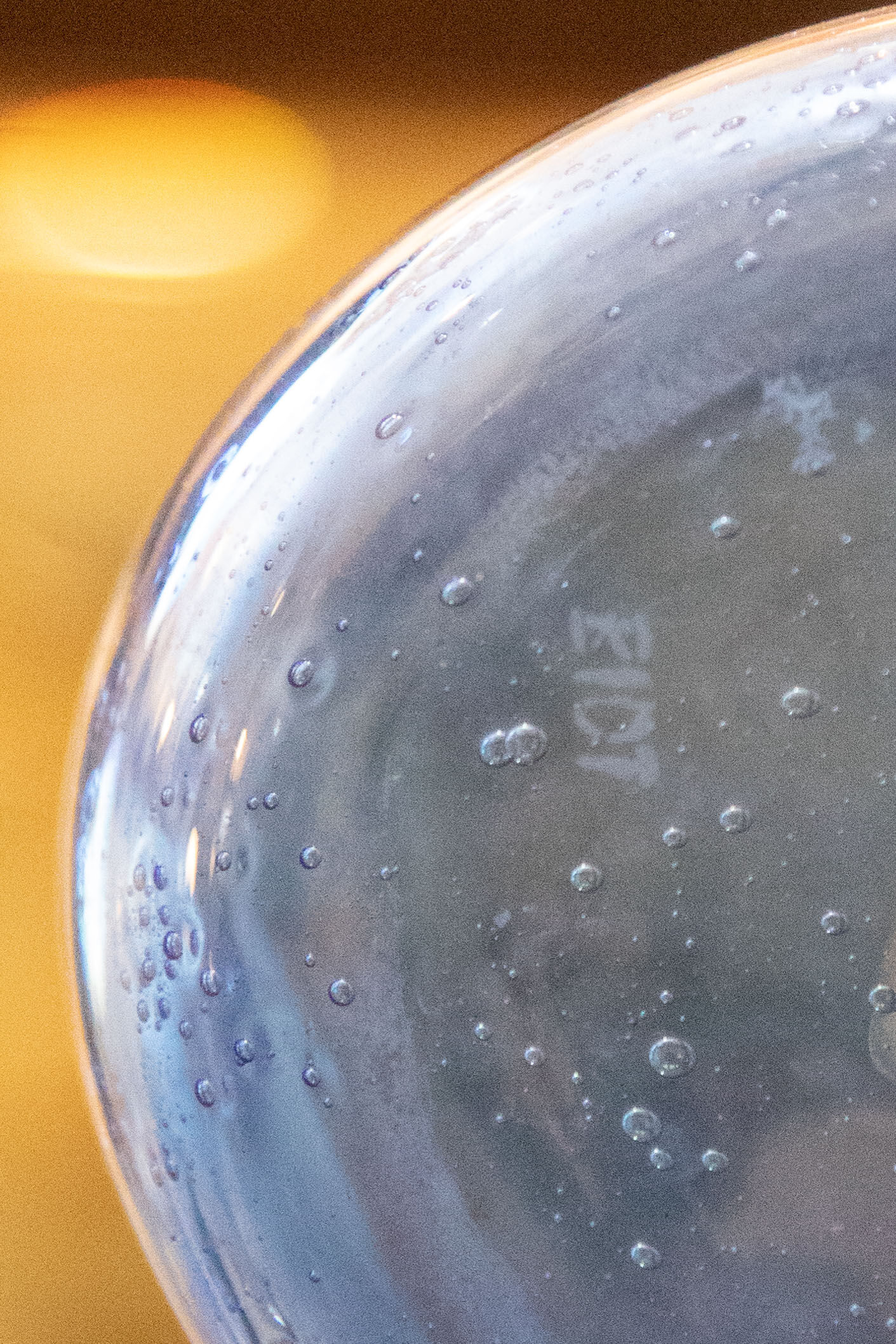 Carafe biot blown glass blue