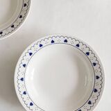 Set of 2 blue heart-shaped deep plates Oxford Brazil.