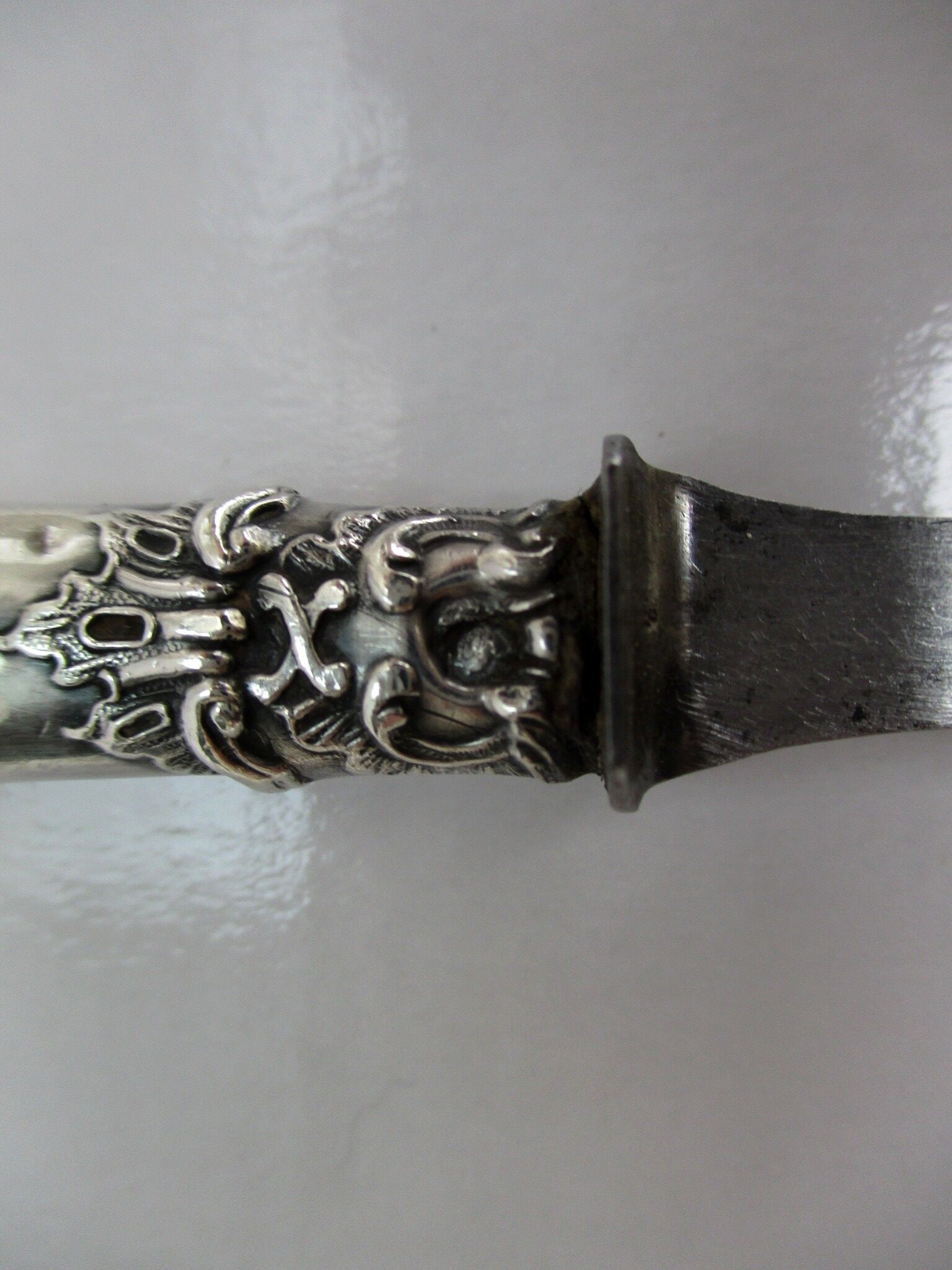 Butter Knife Chiseled Blade, Sleeve Silver Filled - Ecrin