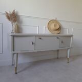 Beige row