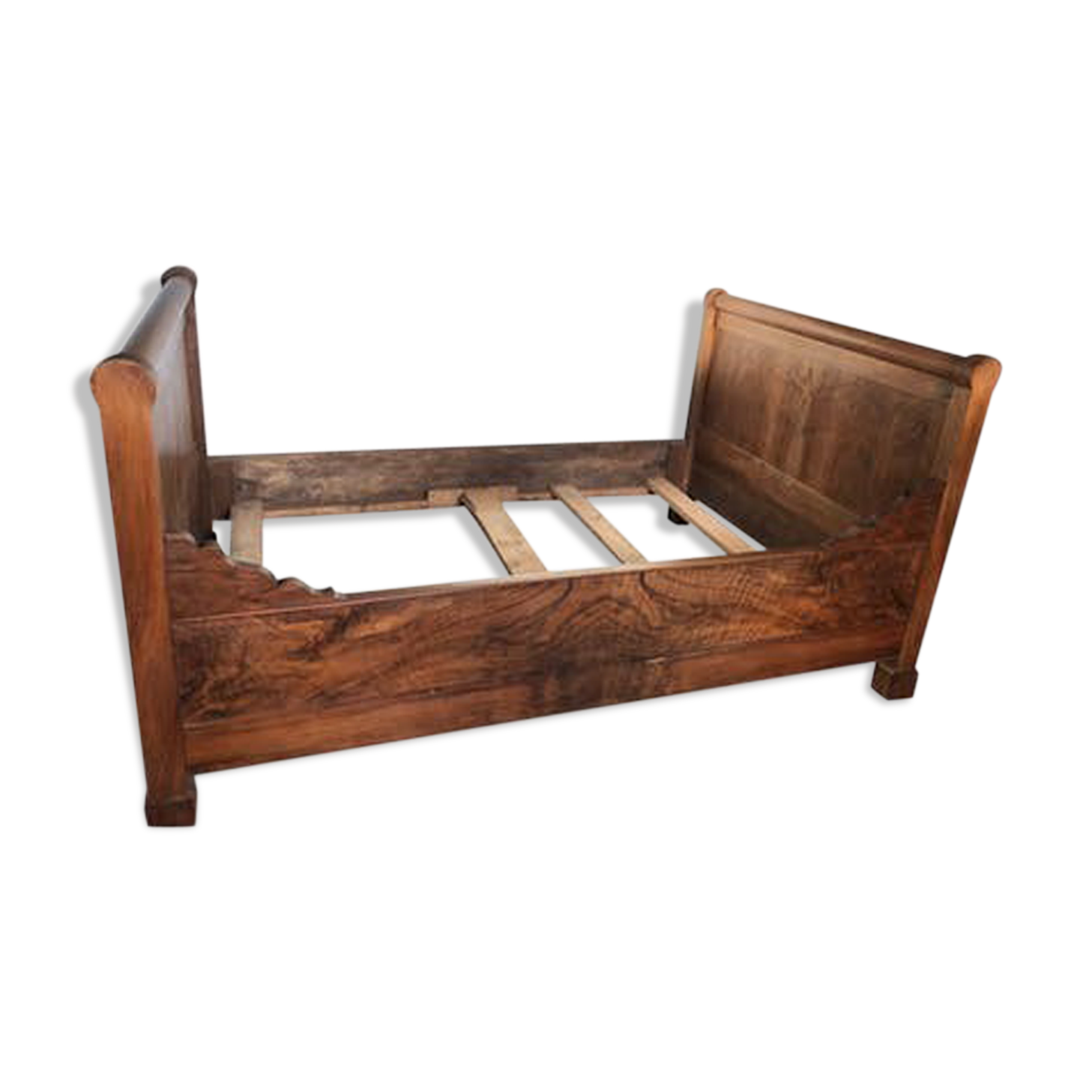 Ancient walnut roller bed