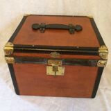Hat box