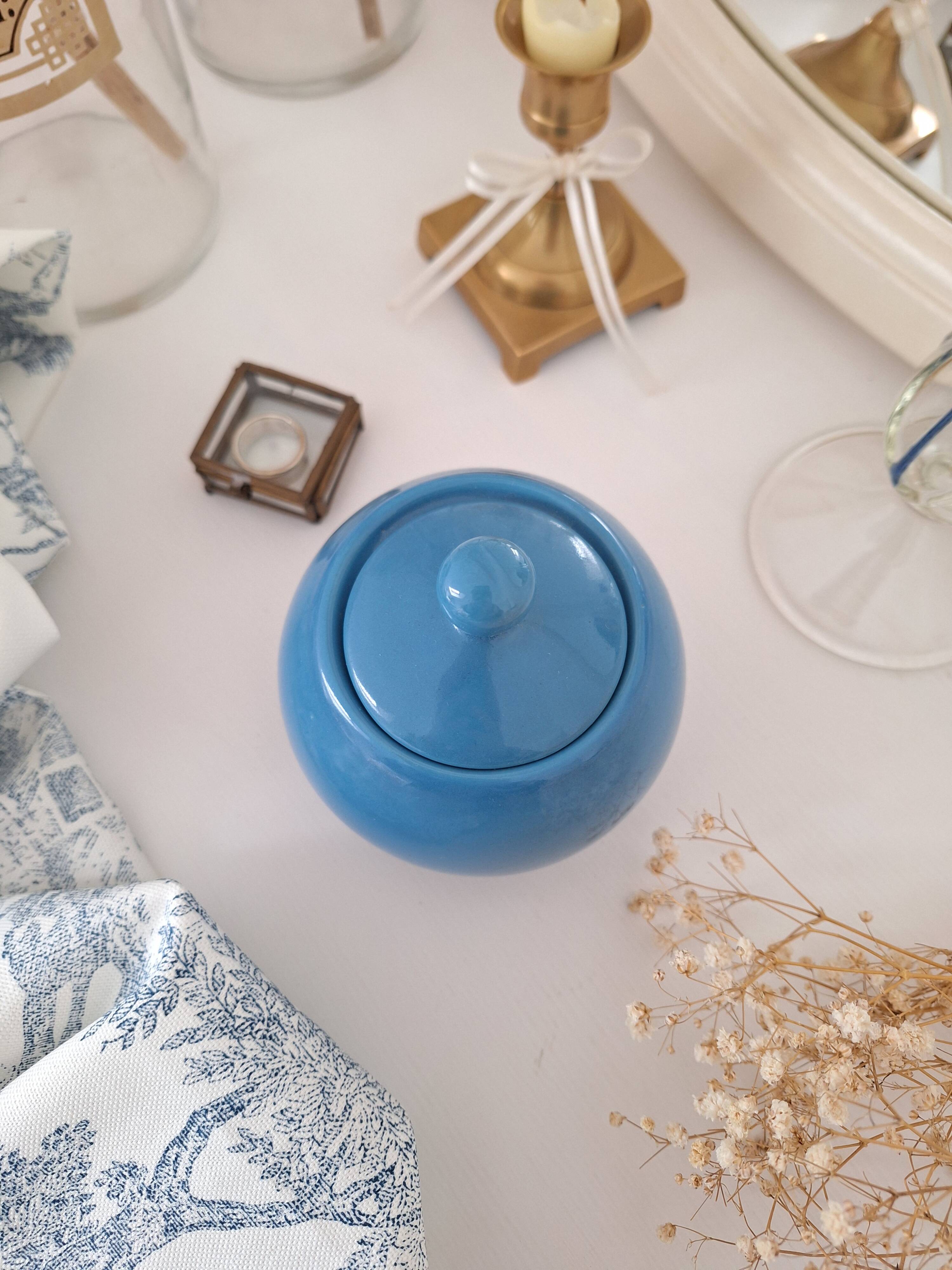 Ceramic pot / Sugar bowl / Blue sweet jar