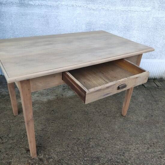 Oak farm table