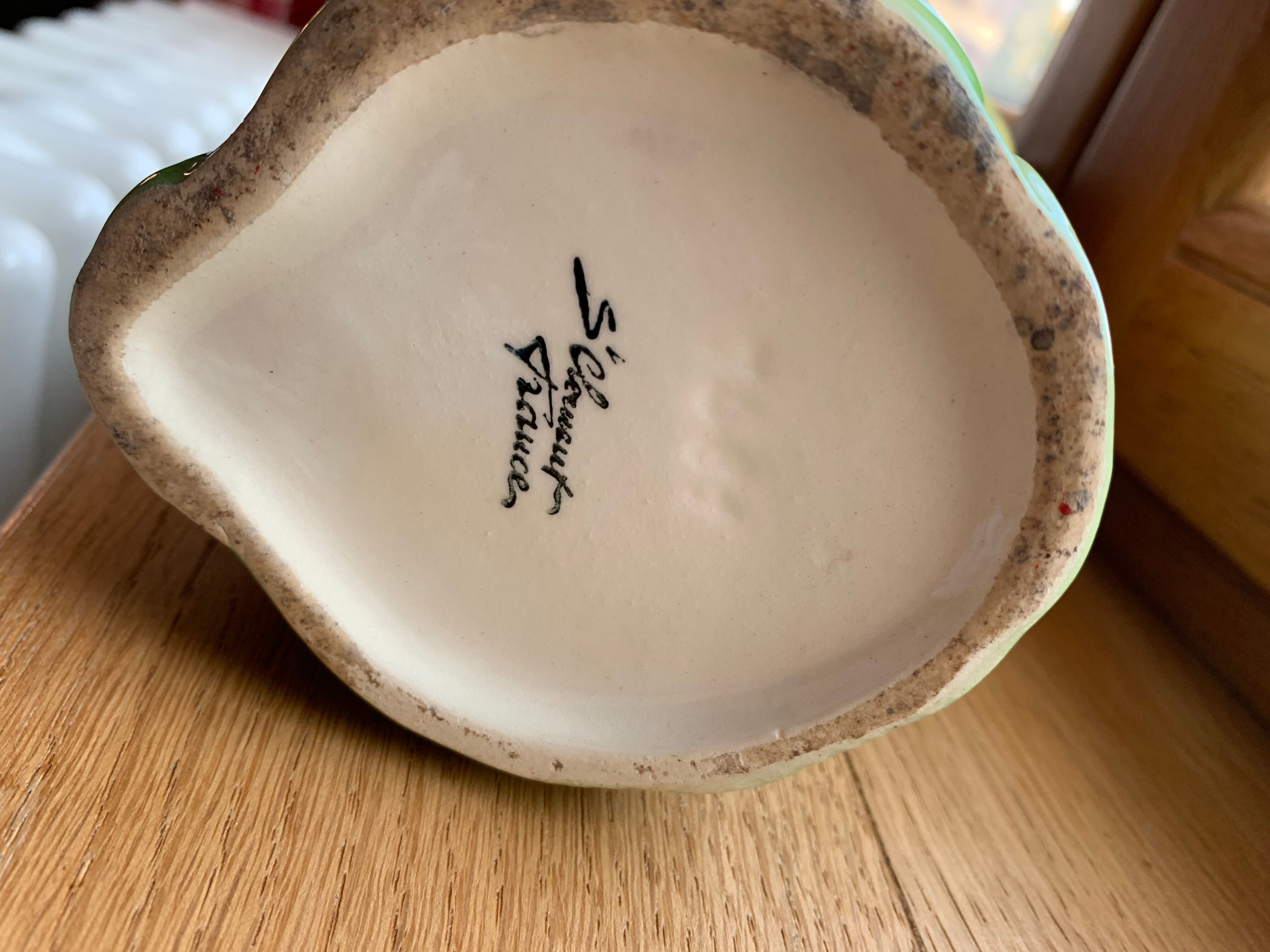 Pitcher Parrot Slip St Clement