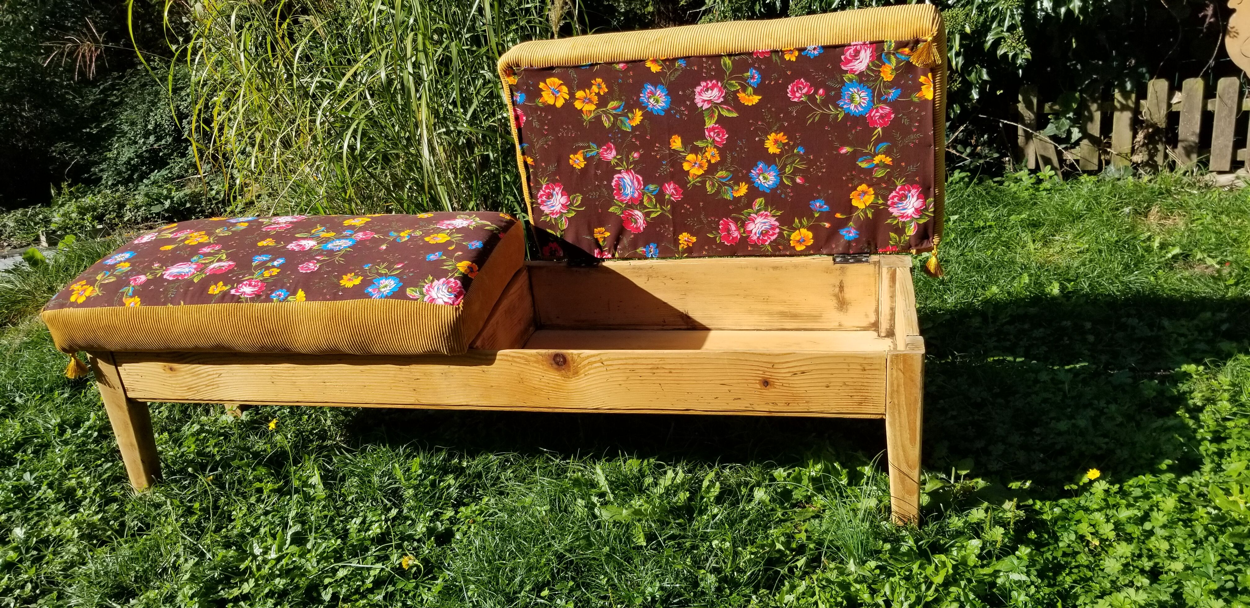 Vintage bench