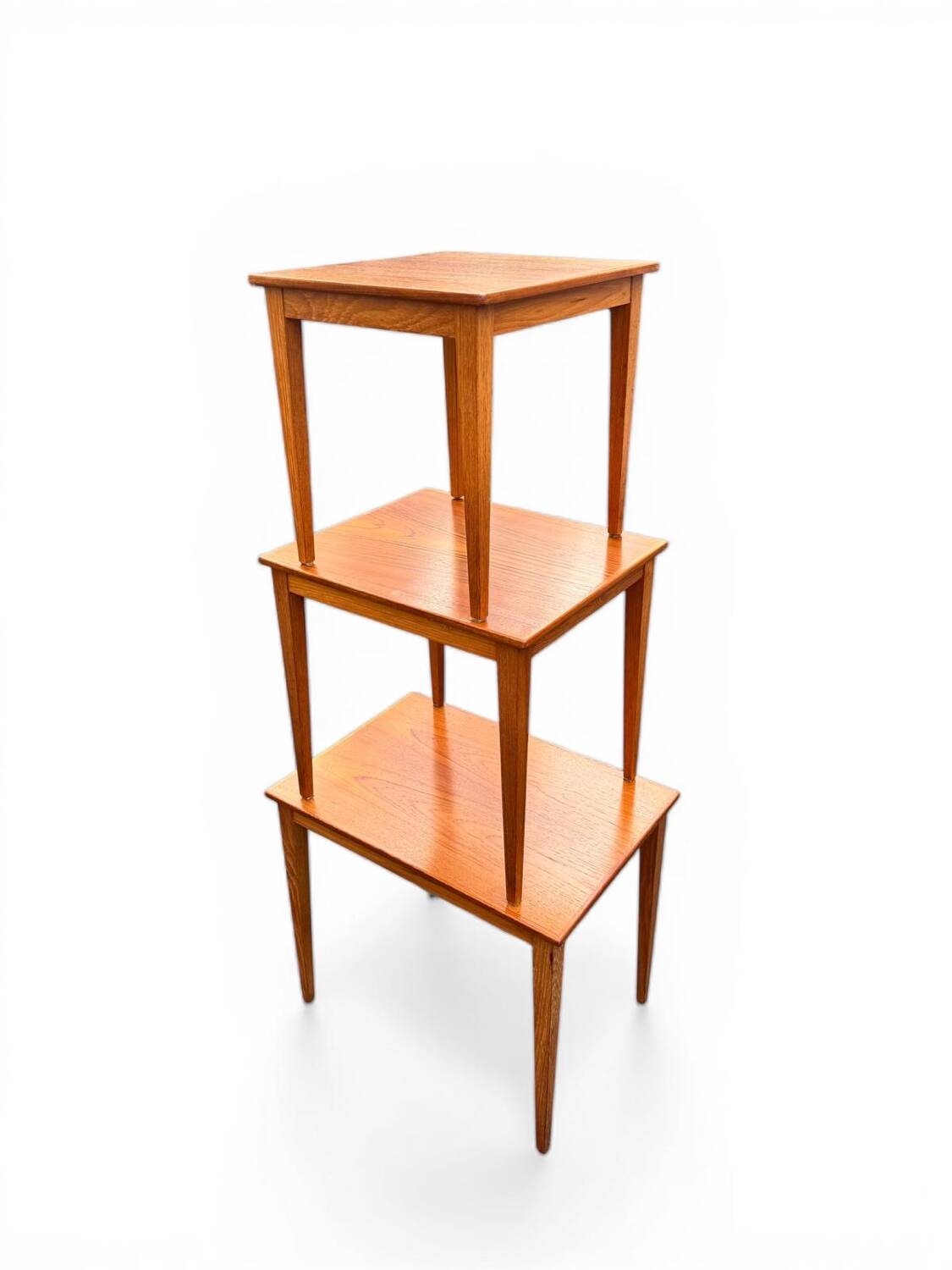 Tables gigognes scandinaves:  Kvalitet Funktion Form. Vintage 60’s