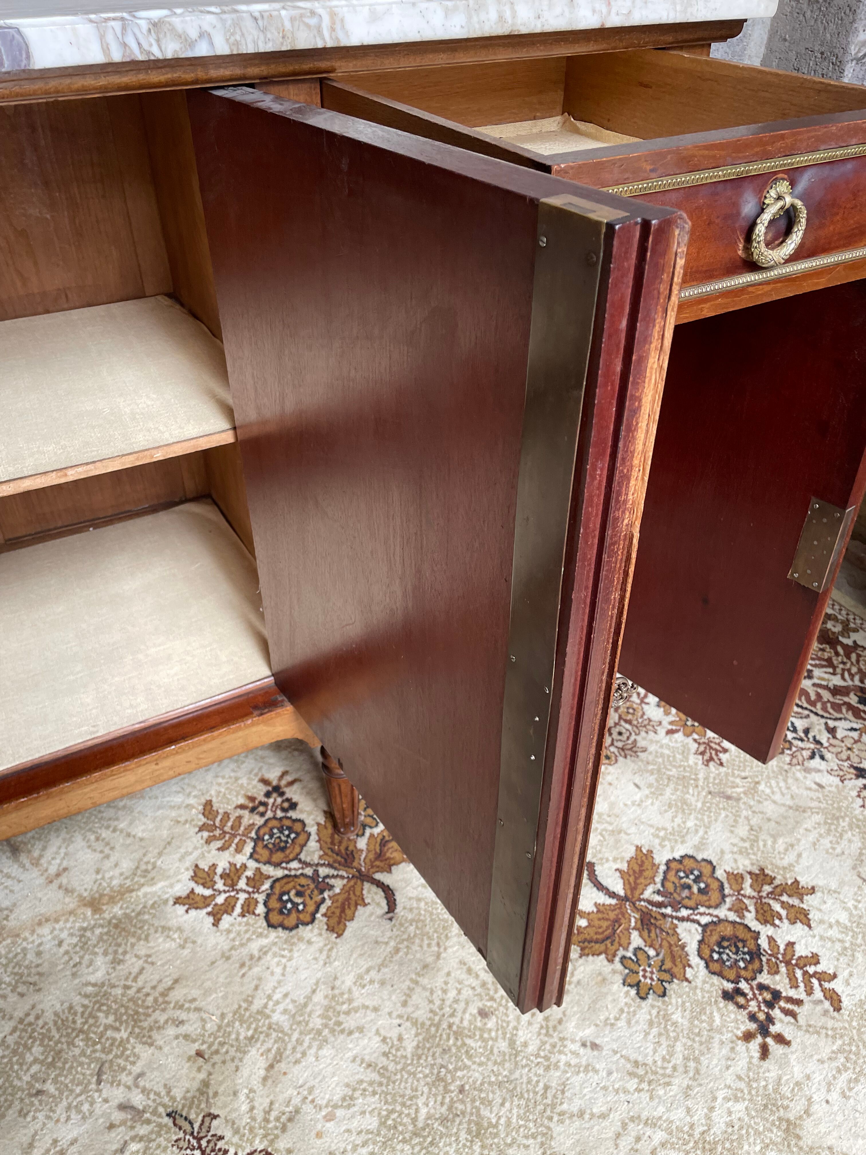 Enfilade de style Louis XVI