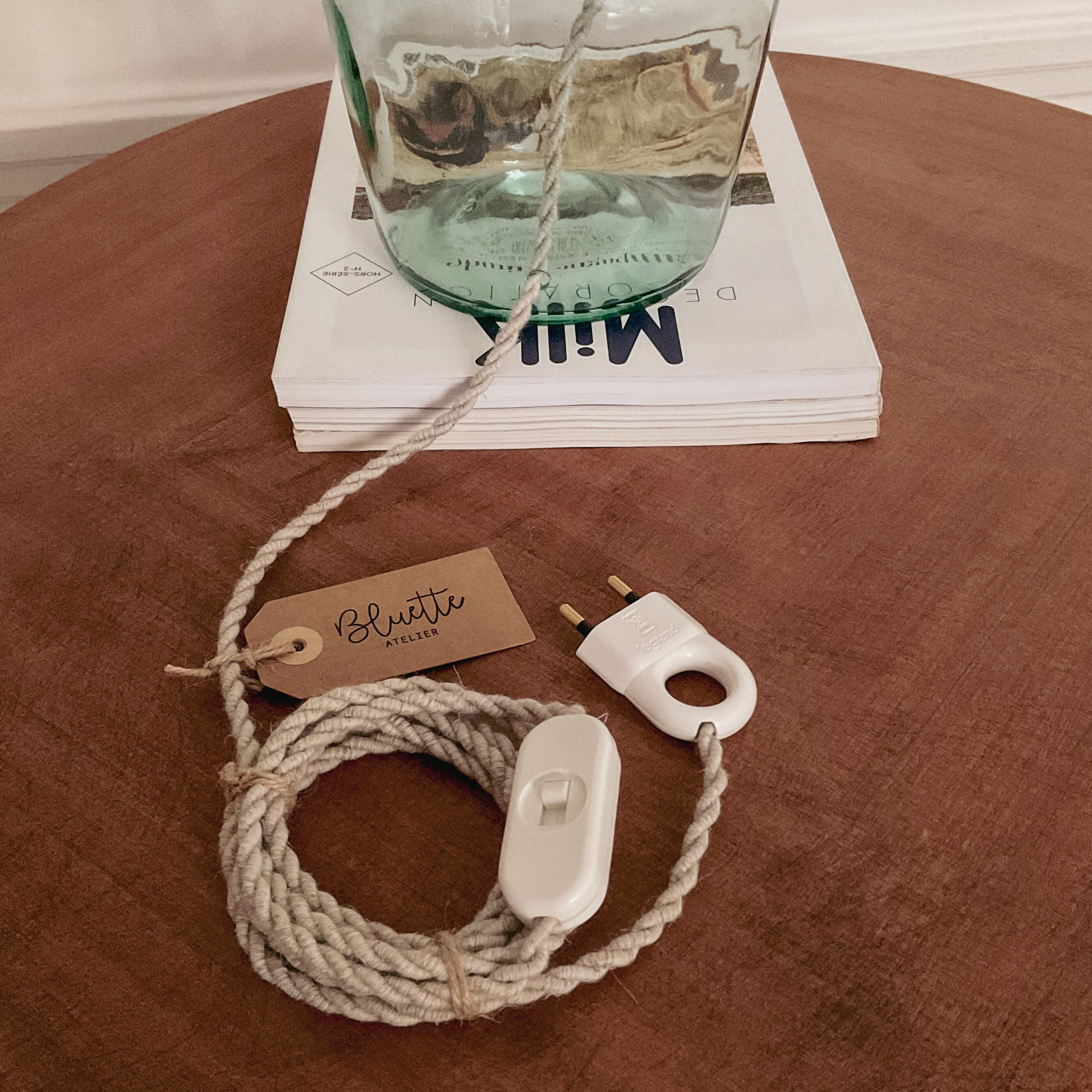 Jeanne lady lamp and ecru jute