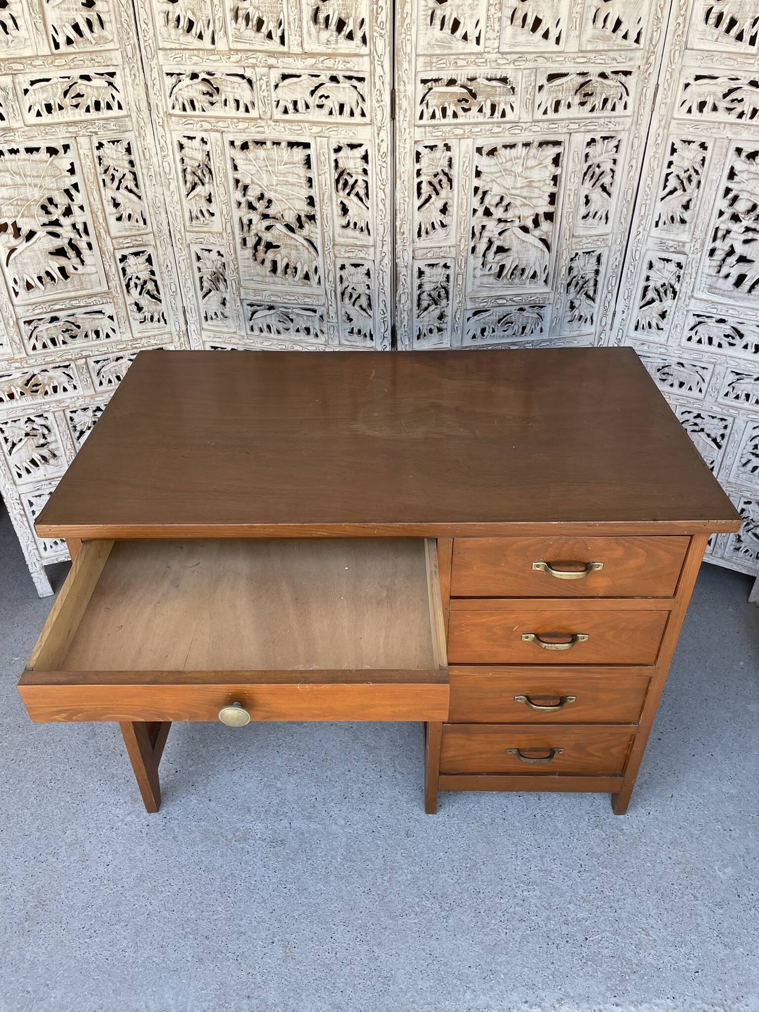 Vintage Desk 1960 / 1970 in Wood with 5 Drawers