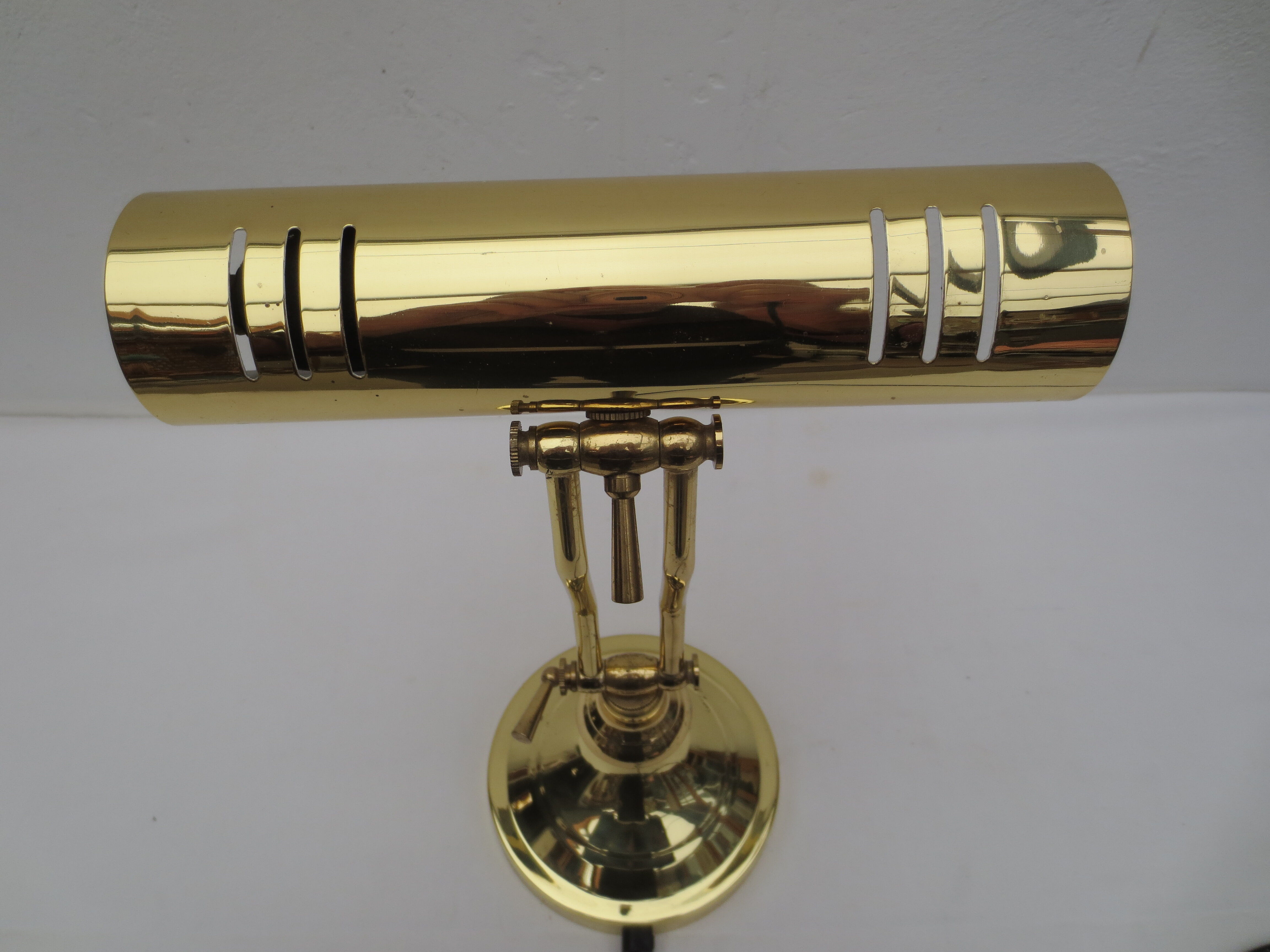 Desk/bank lamp, hinged gilded brass