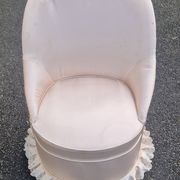 Vintage frog chair in white fabric