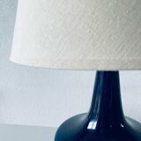 Lampe en céramique bleue nuit