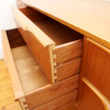 Scandinavian row House austinsuite teak