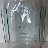 Vase moaï en verre transparent bleuté