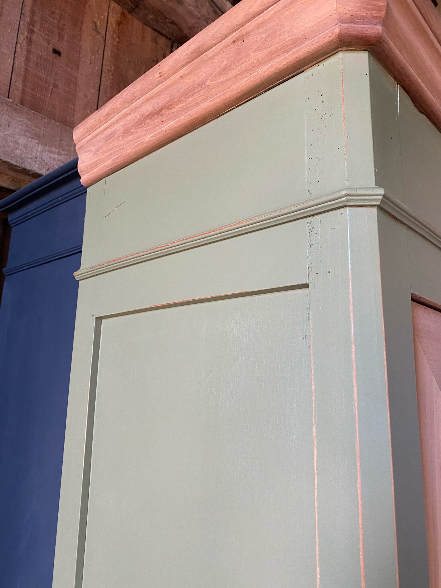 Buffet 2 body restyled in kaki