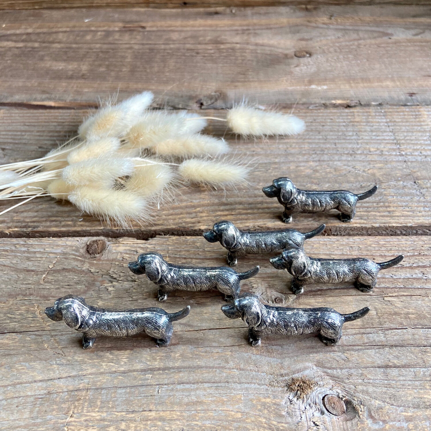 6 vintage dog knife holders