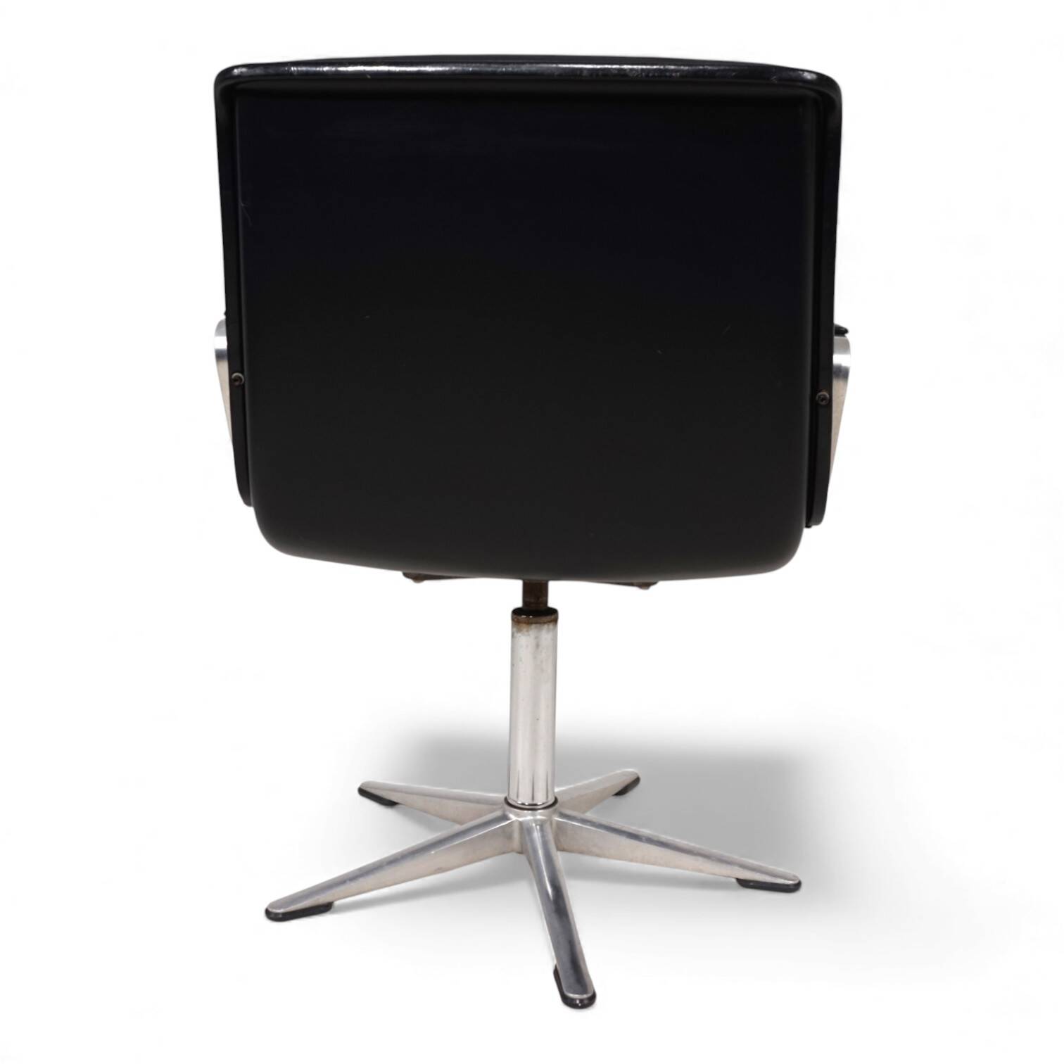 Swivel conference/dining chair in leather Wilkhahn Delta, by Delta Group, 1960