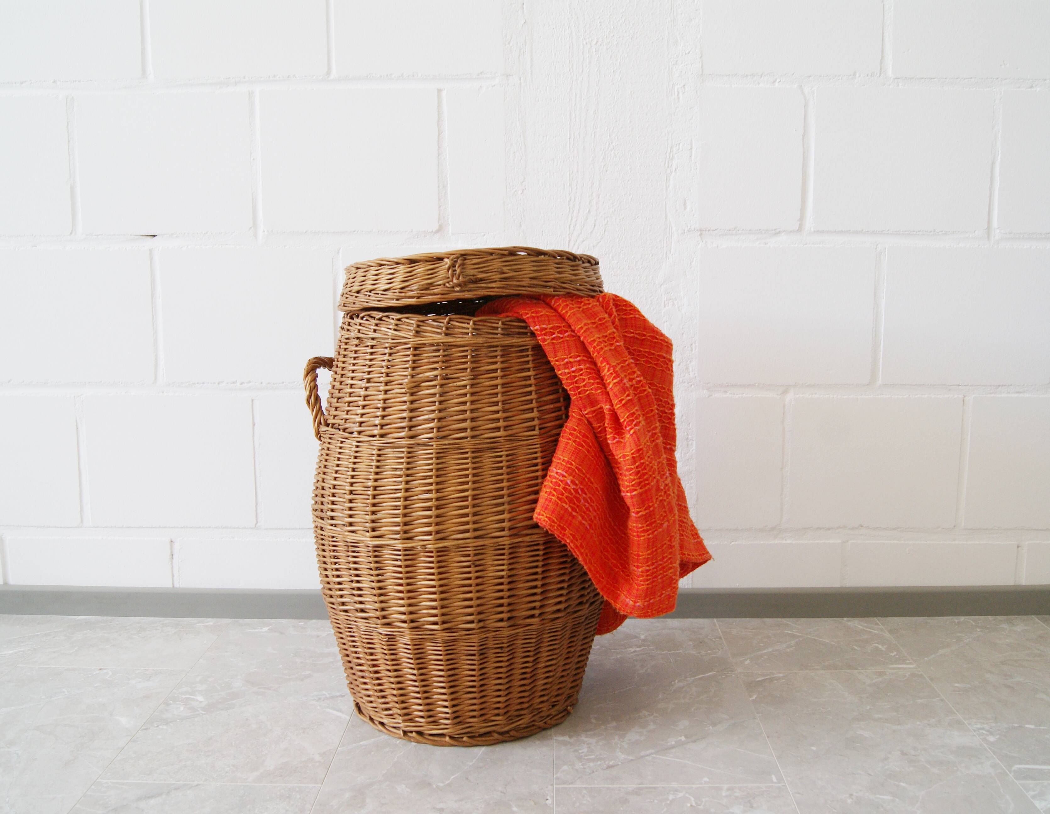 large round basket with lid, wicker basket, rattan basket, laundry container