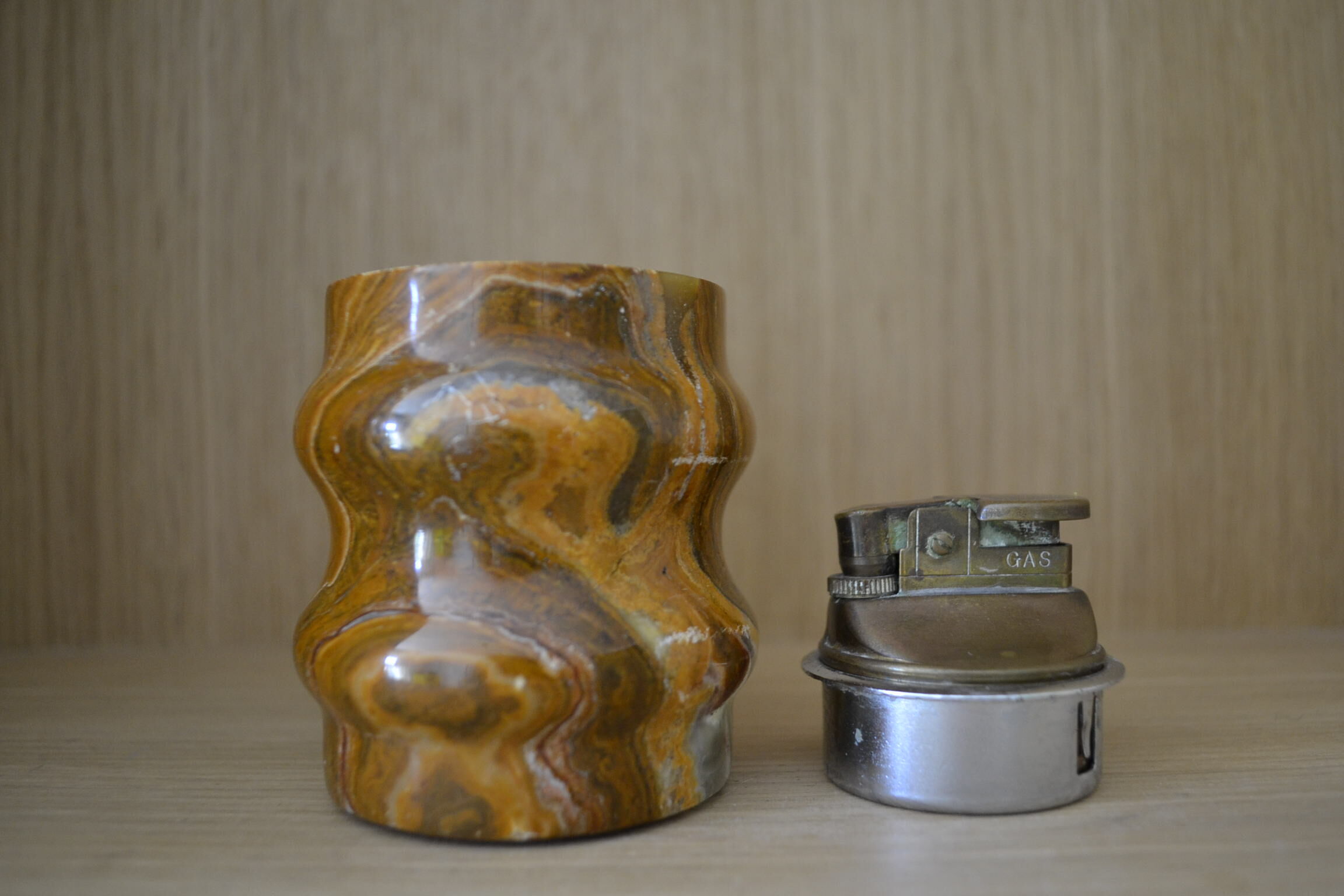 marble table lighter