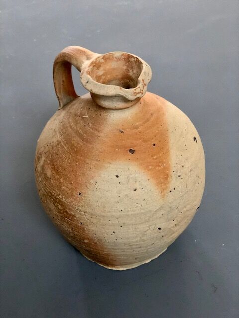 Cruche en terre cuite