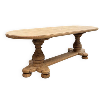 Table ovale en chêne massif