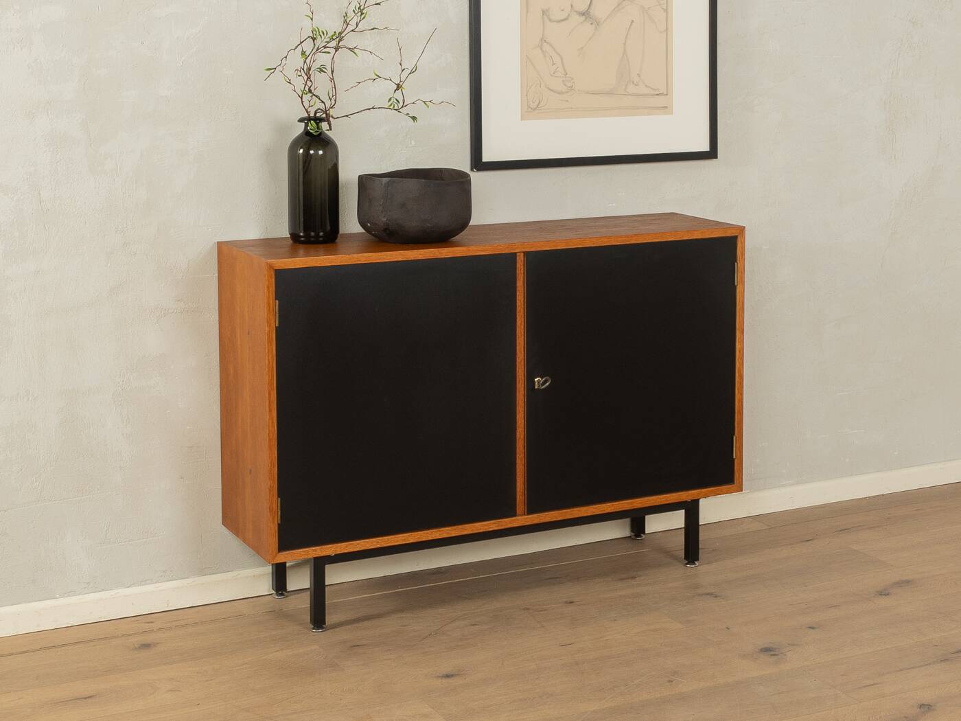 1960s Dresser