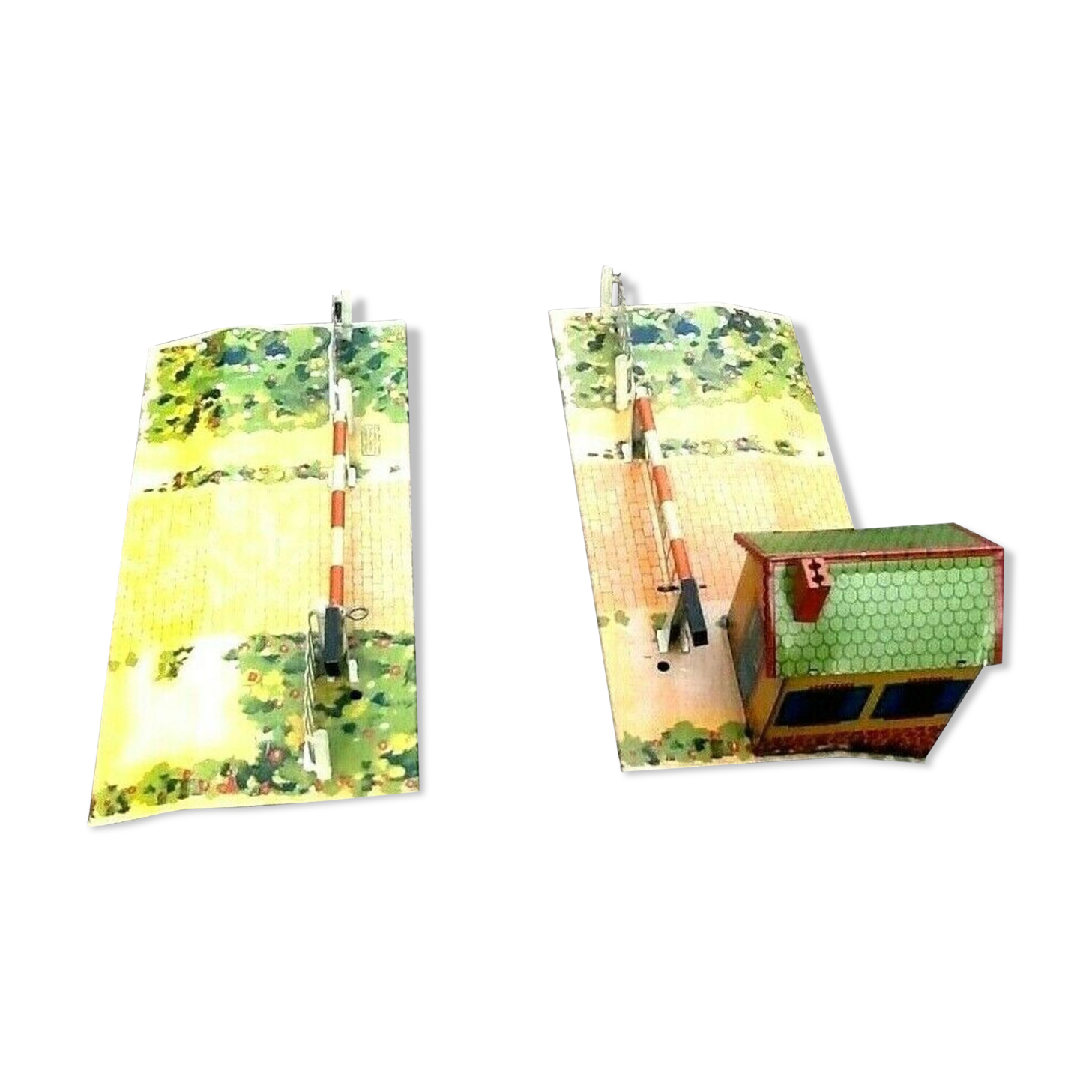 Level crossing with barrier guard house Made in France Meccano