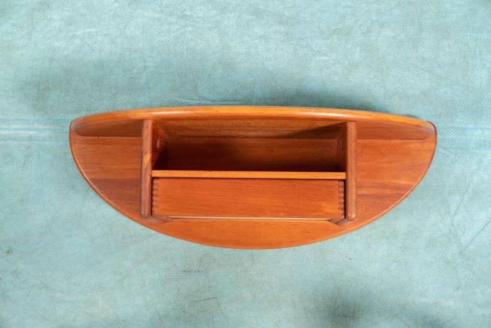 Danish design wall console in teak, Kai Kristiansen
