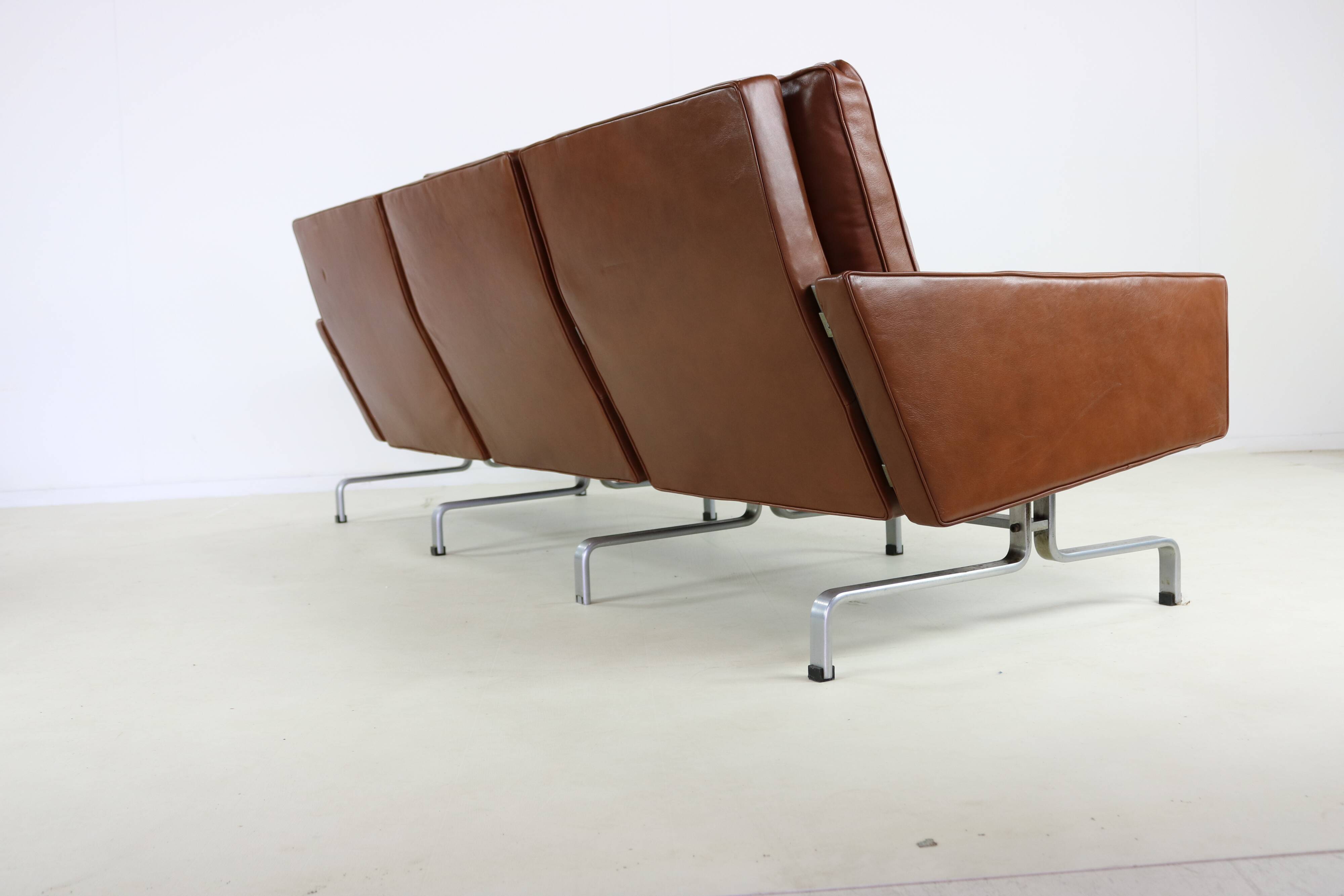 Top design three seater sofa by Poul Kjearholm PK31/3 for EKC