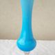 Vase bleu en opaline