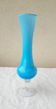 Vase bleu en opaline