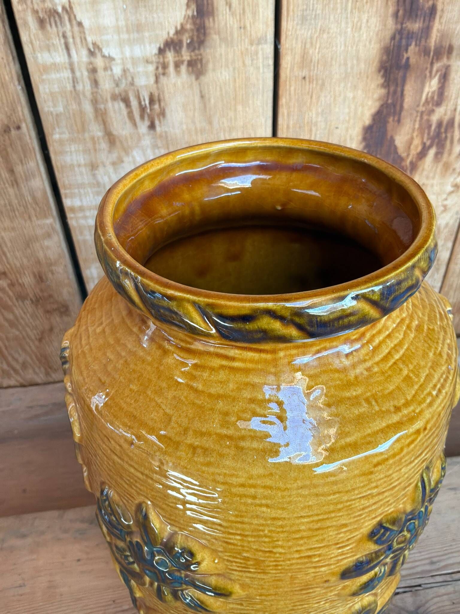 Vase West Germany en céramique - décor floral en relief