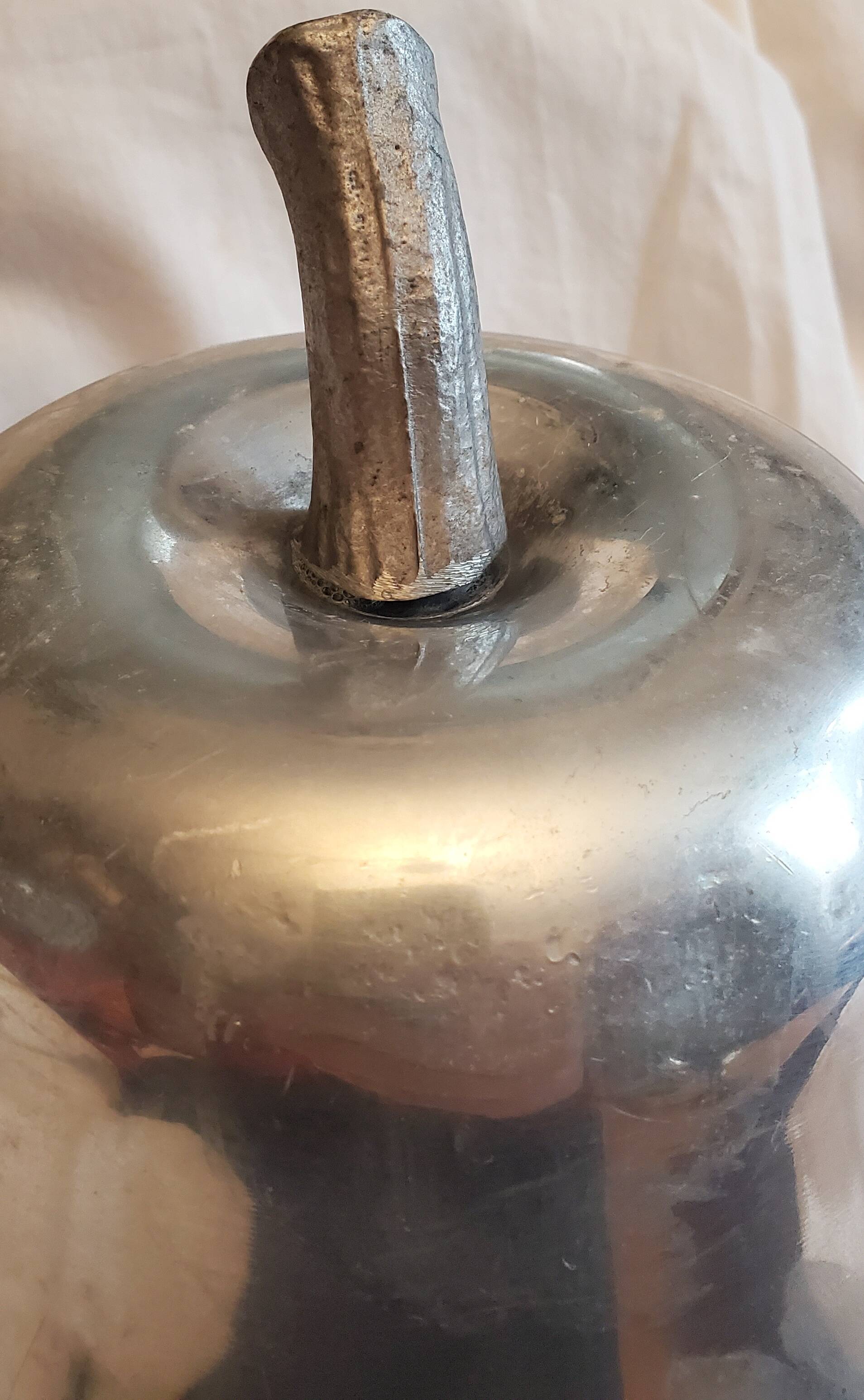 Old vintage 1970s aluminum ice bucket pear