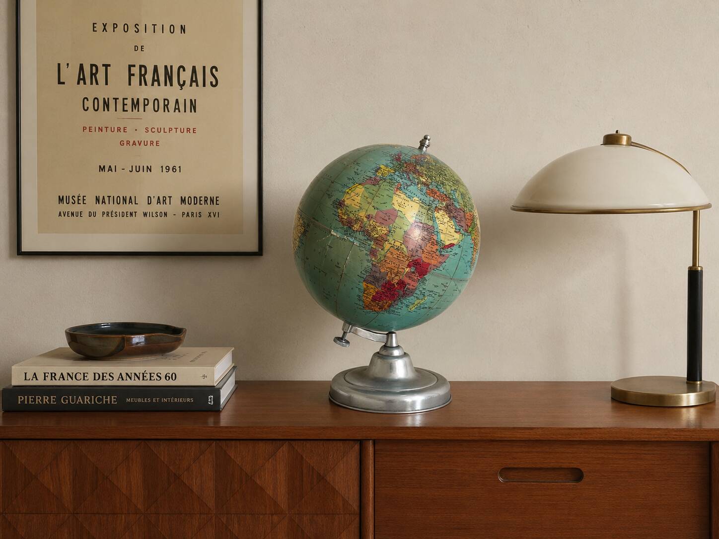 Vintage terrestrial globe 1961 world map Taride Paris - 33 cm