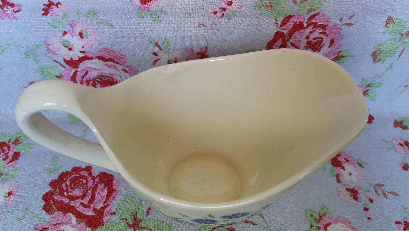 Former Badonviller Saucière, Francine model, Blue and Green Flowers in The Stencil