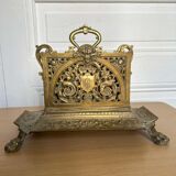 Porte courrier en laiton doré d'époque
