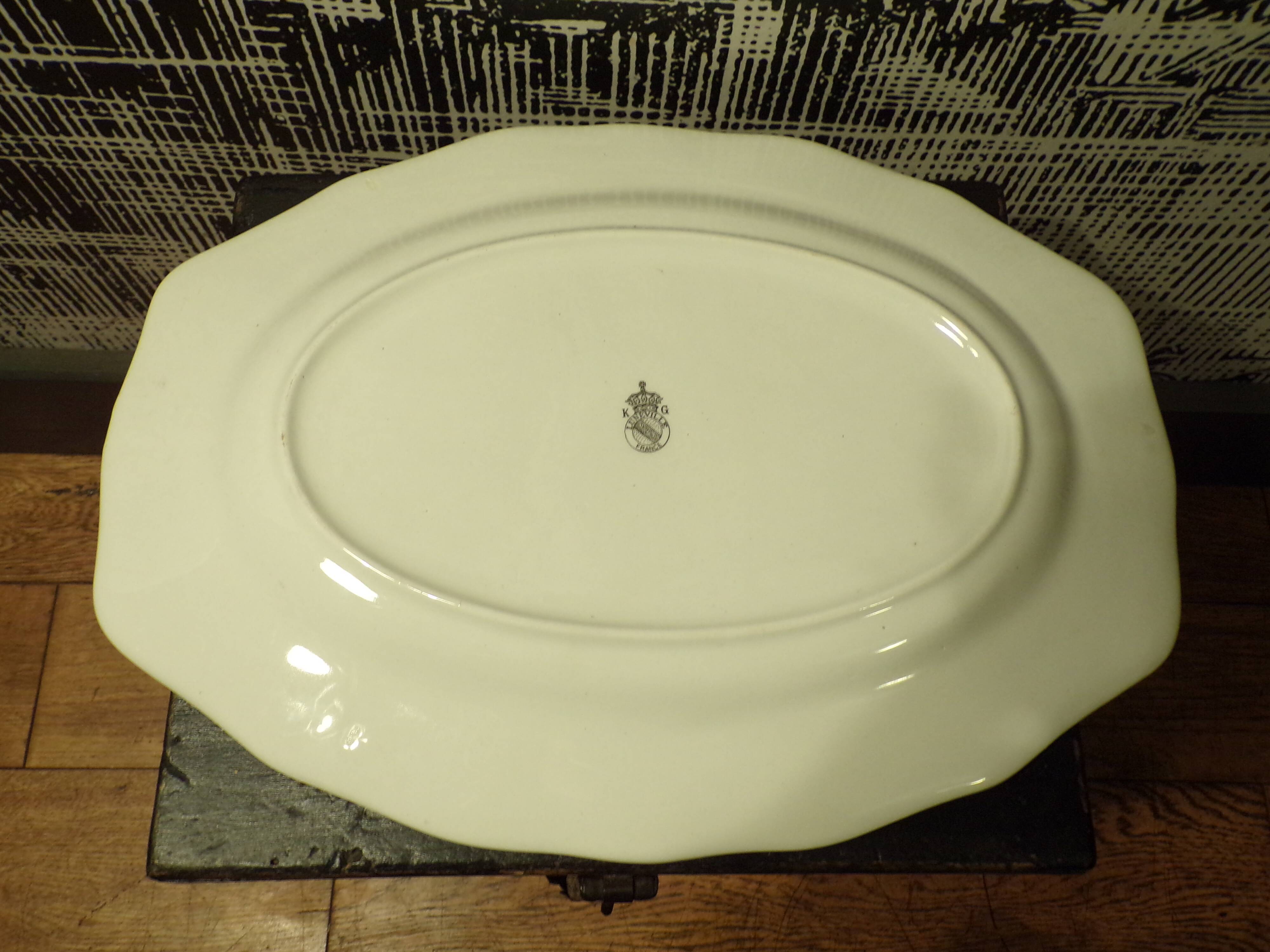 Lunéville Oval Lamp Dish 26x36cm