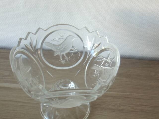 Crystal footed bowl with bird decoration – Art Deco style – H 19 cm