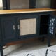 Buffet noir et cannage