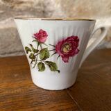2 cups and saucers decorations pink and rosebud